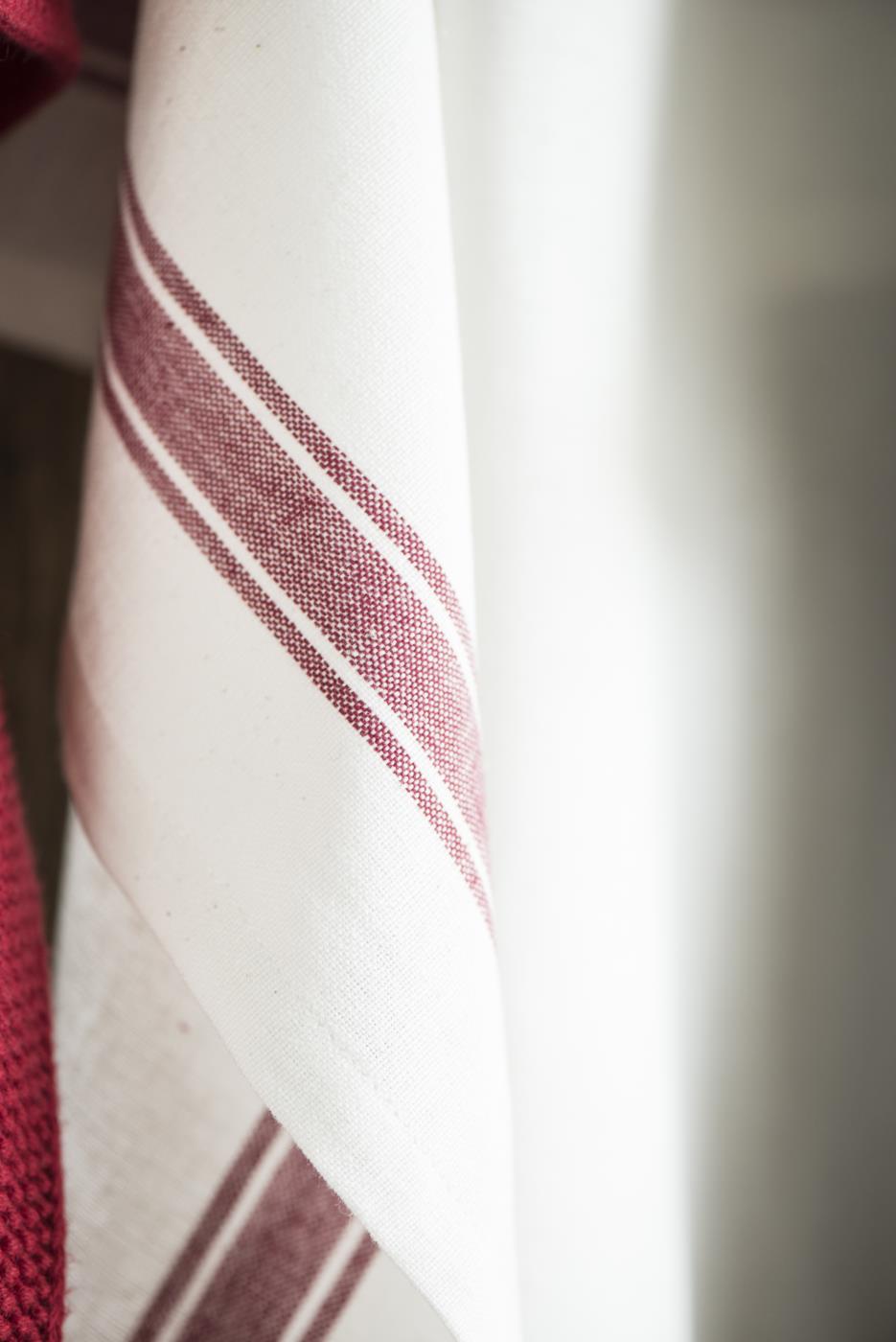Kjøkkenhåndle m/røde striper   Ib Laursen